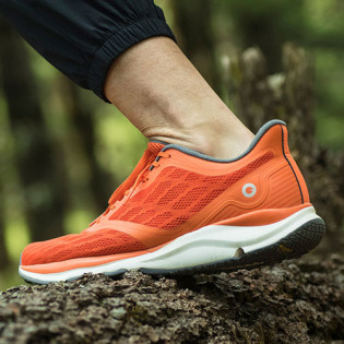 AMAZFIT Men's Light Outdoor Running Shoes Orange